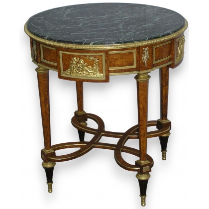 Table \"Aux Amours\" Louis XVI.