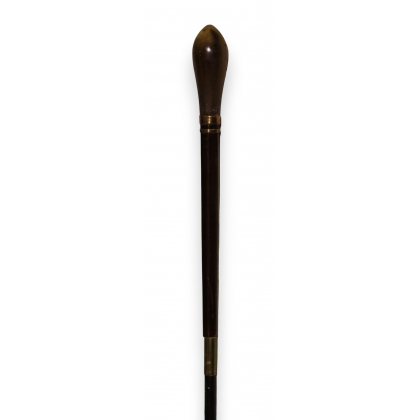 Walking stick with a horn pommel and copper rings