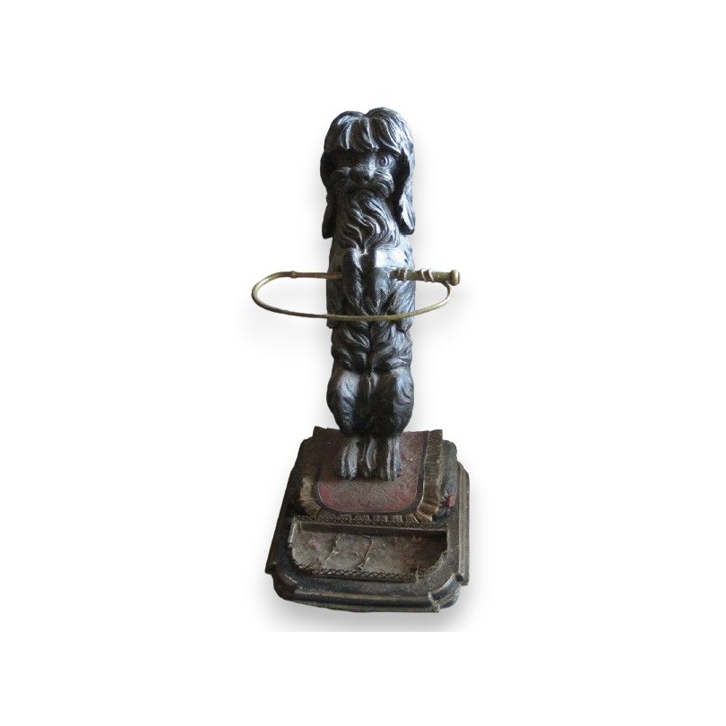 'Dog' sculpture. at Moinat SA – Antiques and home décor