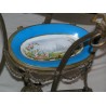  Table ovale, pieds laiton. sur  Moinat SA  - Antiquités décoration