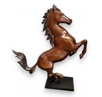 Cheval cabré en bronze