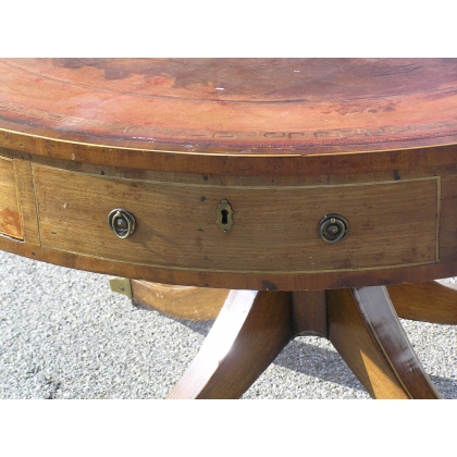  Table Tambour. sur  Moinat SA  - Antiquités décoration