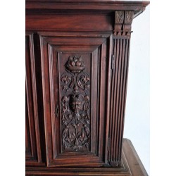 Mueble de dos cuerpos tallado. En Moinat SA - Antigüedades y decoración