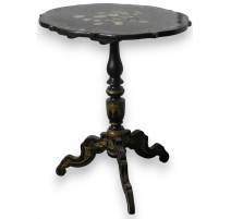 Napoleon III round table