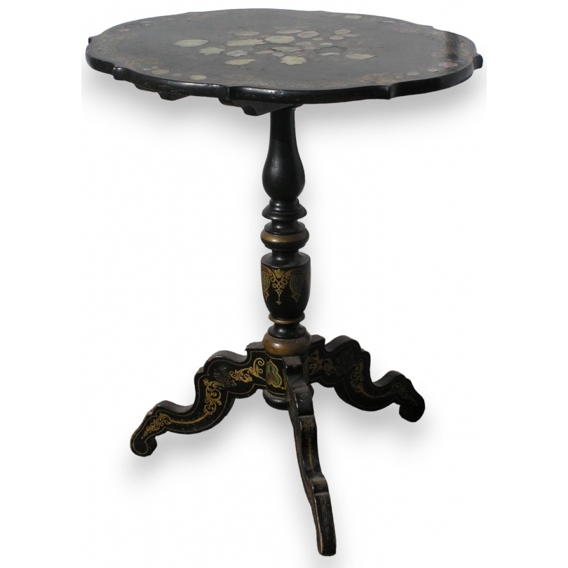 Napoleon III round table