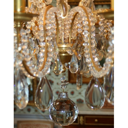 Lustre style Louis XVI à 18 lumières de DELISLE