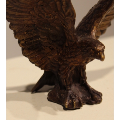 Small bronze eagle
