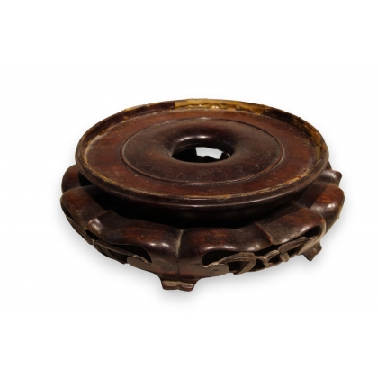 Grand socle chinois en bois sculpté