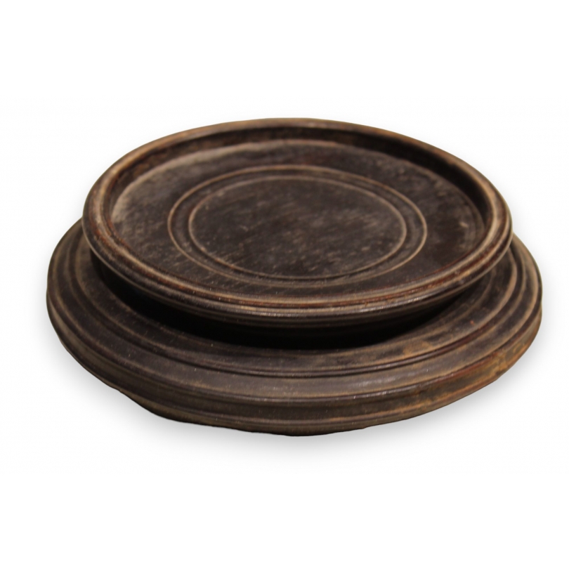 Socle chinois en bois sculpté (abimé)