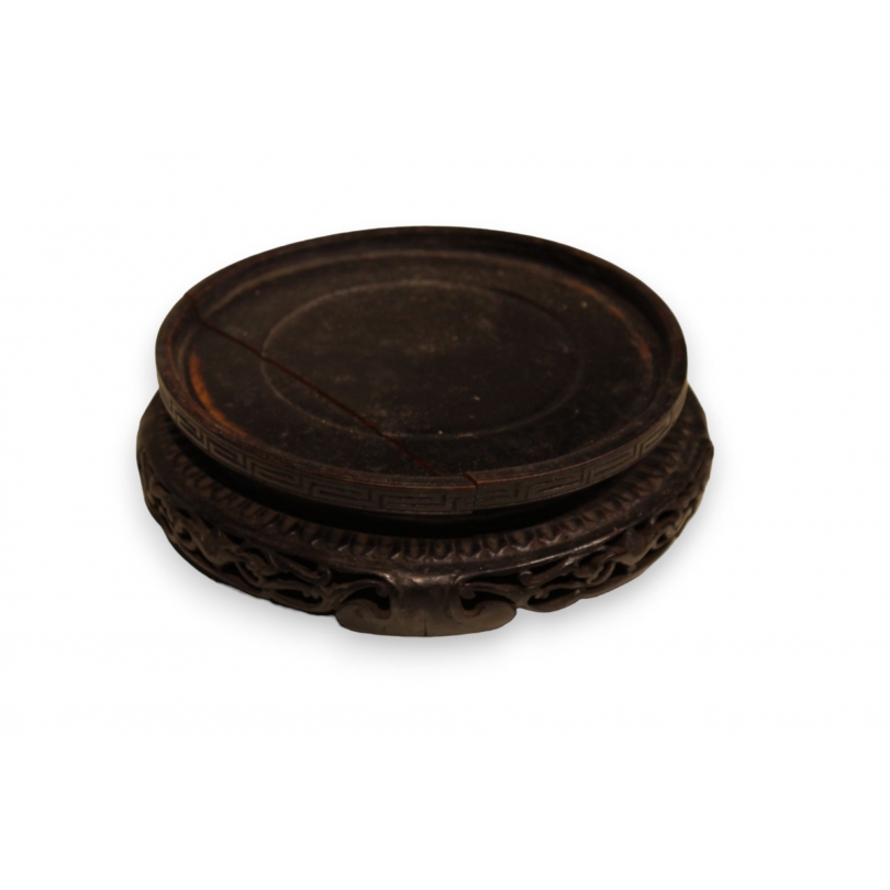 Socle chinois en bois sculpté