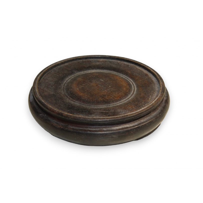 Chinese base made of touré wood