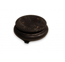 Socle chinois en bois sculpté