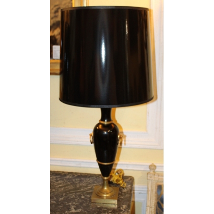 Paire de lampes de table en bois laqué noir