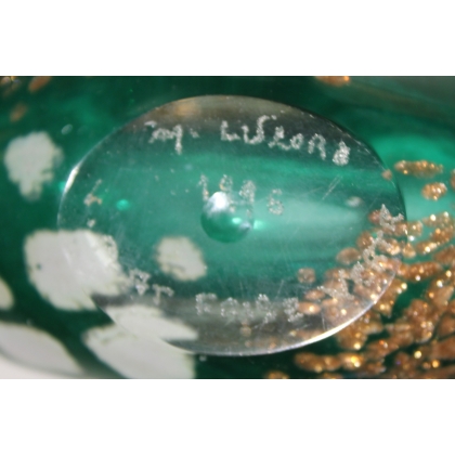 Vase en verre vert et or signé LUZORO 1996