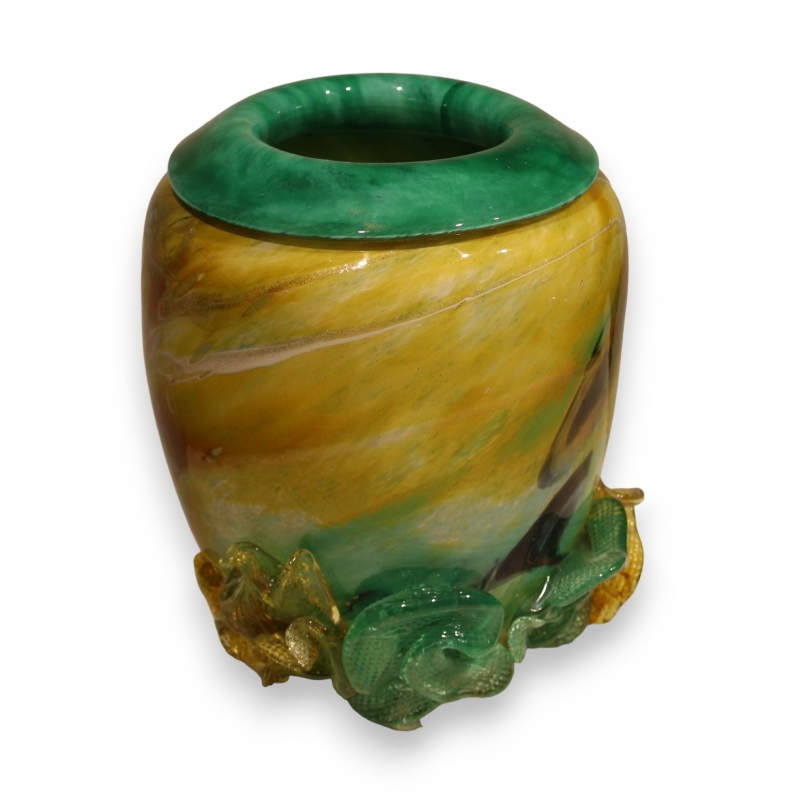 Vase en verre vert et jaune signé LUZORO 98