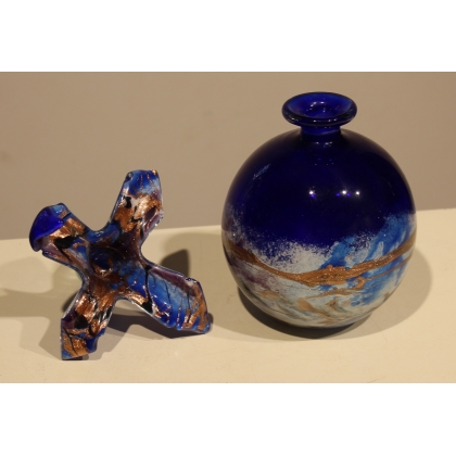 Flacon bleu et or en verre signé LUZORO 1994