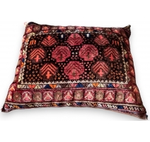 Coussin en tapisserie