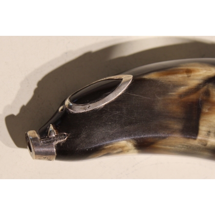 Wild boar-shaped tobacco juice horn