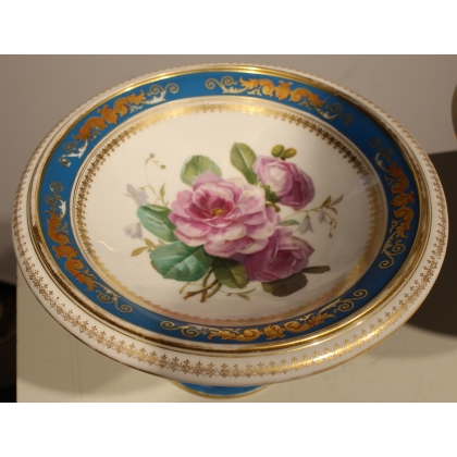 Suite de 3 présentoirs en porcelaine de Paris