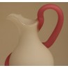 Pichet en opaline blanche et rose dépoli