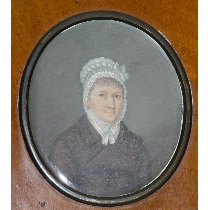 Miniature portrait, ‘Woman’. at  Moinat SA  – Antiques and home décor