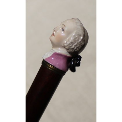 Walking stick with a handle shaped like a man’s bust