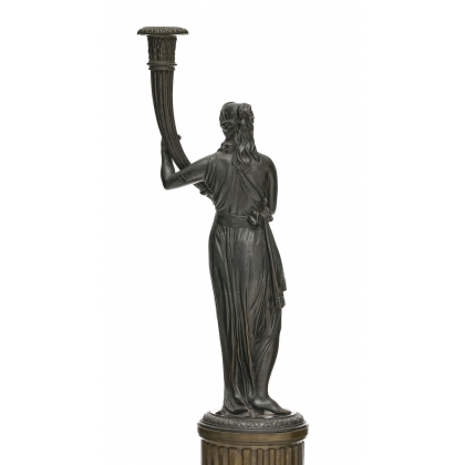 Paire de candélabres femmes drapées