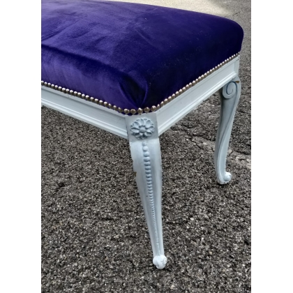 ‘Transition’ bench, lacquered in white, from Moinat SA – Antiques and home décor