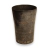 Gobelet en fonte avec incrustations d'argent