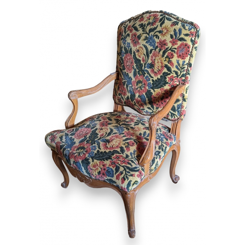 Fauteuil style Régence modèle Villemandeur