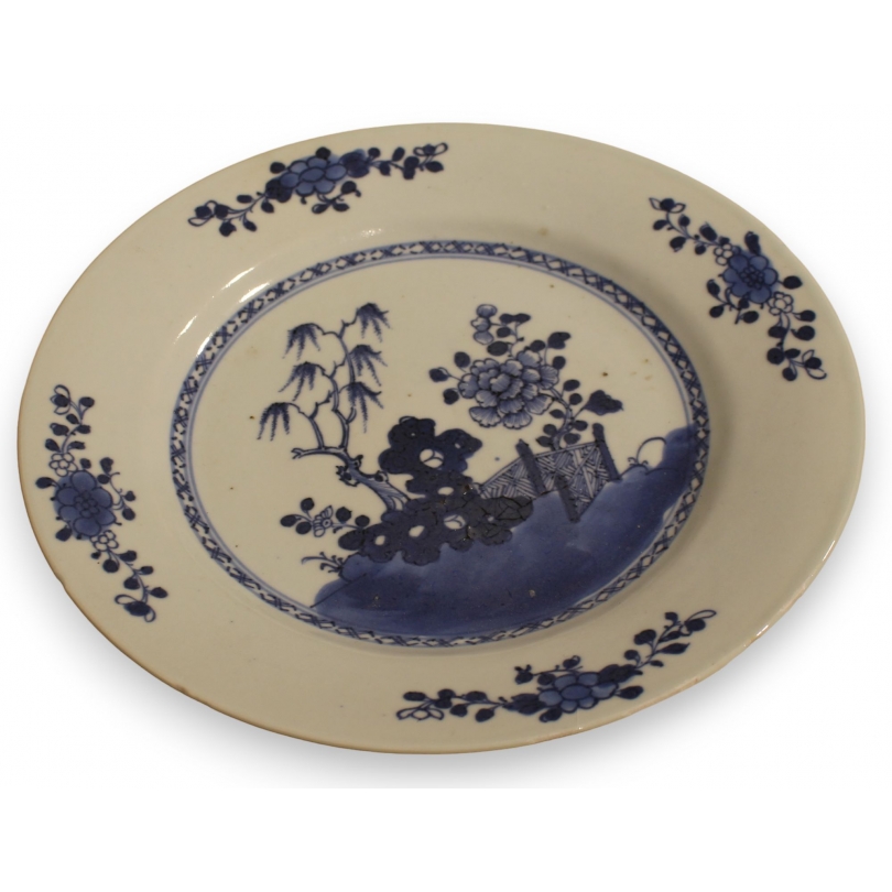 Assiette en porcelaine chinoise