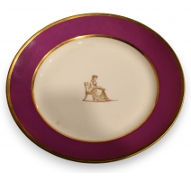 Assiette en porcelaine de Paris "Femme assise"