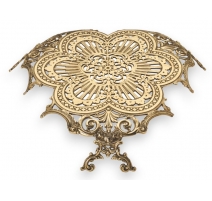 Grand sous-plat baroque sur pieds