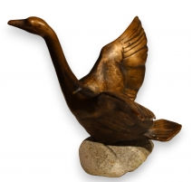 Cygne en bronze, signé REUSSNER