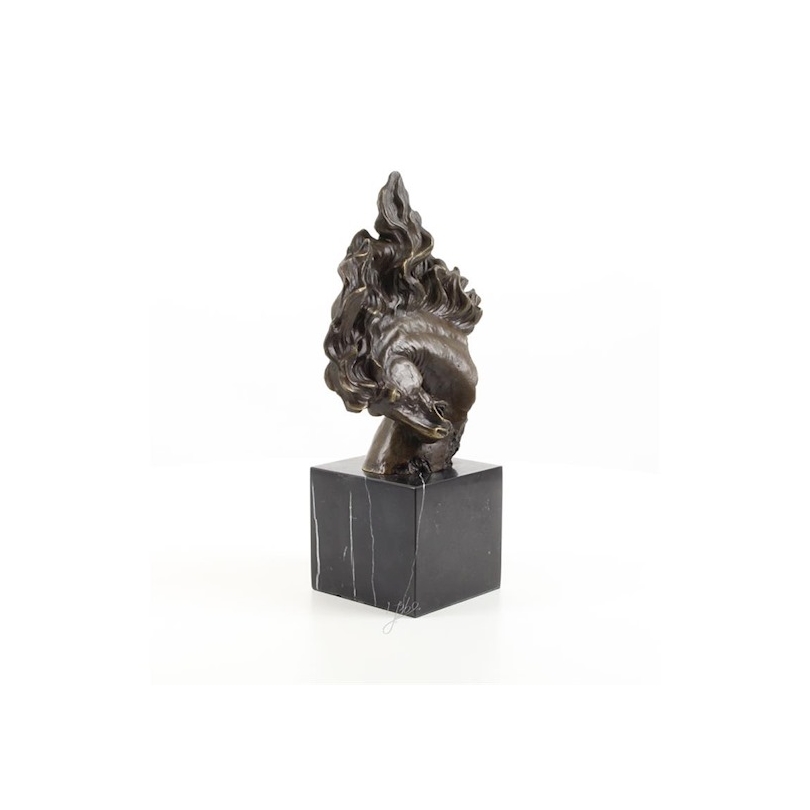 Bronze Tête de cheval, socle en marbre noir