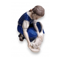 Goupe en porcelaine "Fille et chat" B&G