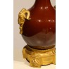 Lampe néoclassique en porcelaine sang de boeuf