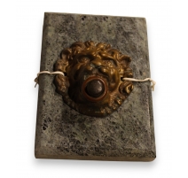 Plaque de sonnette "Lion" en marbre et bronze