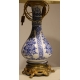 Lampe en porcelaine bleu blanc monture bronze