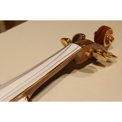 Violon en porcelaine signé Endre SZASZ 83