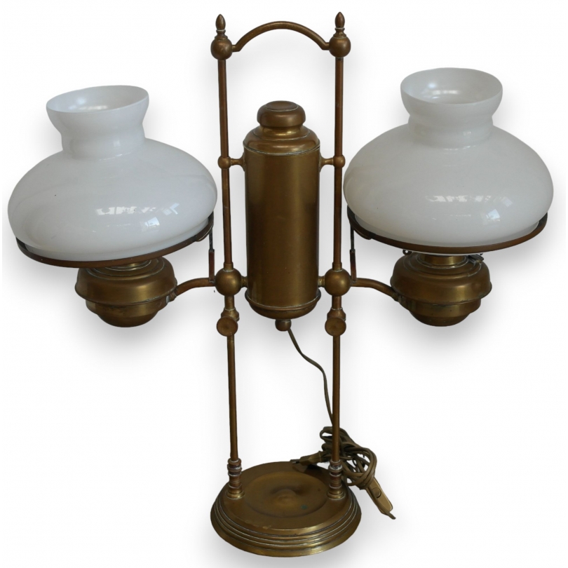  Lampe quinquet double. sur  Moinat SA  - Antiquités décoration