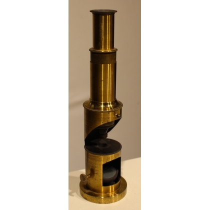 Microscope de voyage en laiton