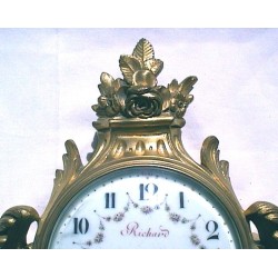 Louis XV-style sign from  Moinat SA  - Antiques and home décor