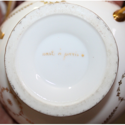 Empire-style cup and saucer by Moinat SA – Antiques and home décor