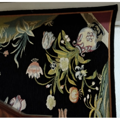 Tapis chenille Fleurs sur fond noir