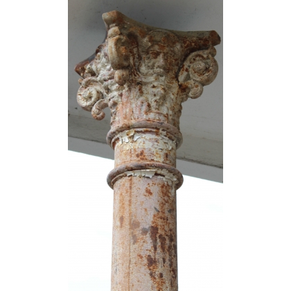  Paire de colonnes en fonte peinte blanche sur  Moinat SA  - Antiquités décoration