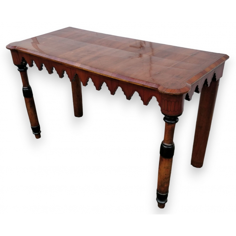Lombard console table in walnut
