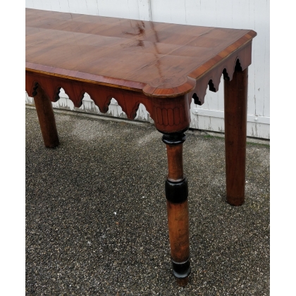 Lombard console table in walnut