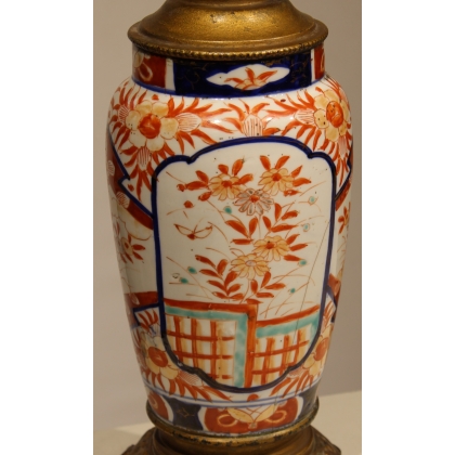 Vase Imari transformé en lampe
