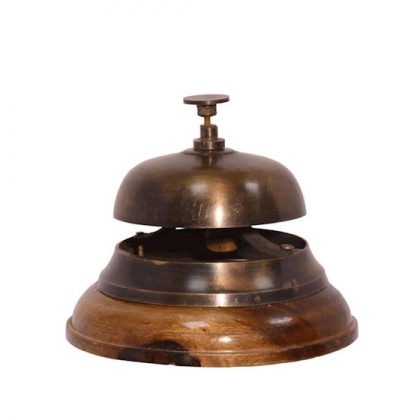 Cloche d\'hôtel en laiton